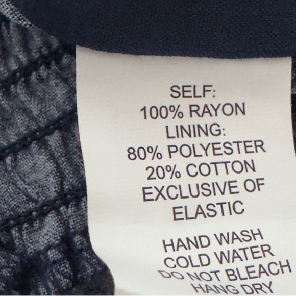 NWO Ambience floral camisole top with adjustable spaghetti strap size XL - Picture 5 of 5